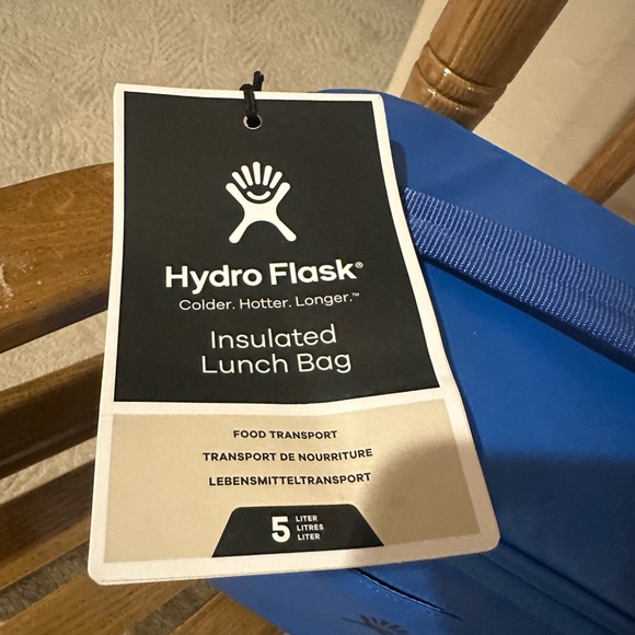 Hydro Flask Lunch Bag – Insulated Adult Lunch Cooler for Men and Women - Picture 2 of 7